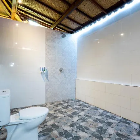 Hotel Karang Mas Lembongan Extérieur photo